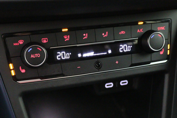 Volkswagen Polo 1.0 TSI Highline Climate, Apple Carplay, Stoelverwarming, Cruise, PDC, 15"