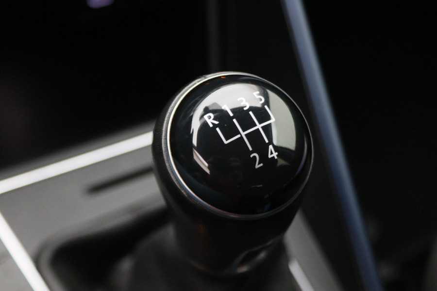 Volkswagen Polo 1.0 TSI Highline Climate, Apple Carplay, Stoelverwarming, Cruise, PDC, 15"