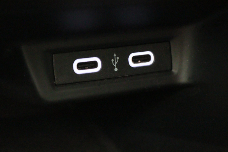 Volkswagen Polo 1.0 TSI Highline Climate, Apple Carplay, Stoelverwarming, Cruise, PDC, 15"