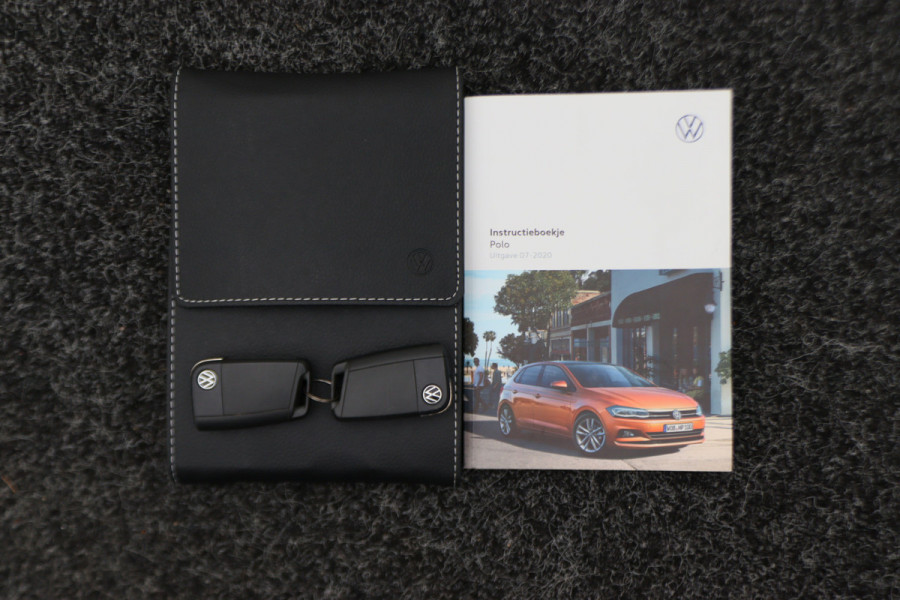 Volkswagen Polo 1.0 TSI Highline Climate, Apple Carplay, Stoelverwarming, Cruise, PDC, 15"