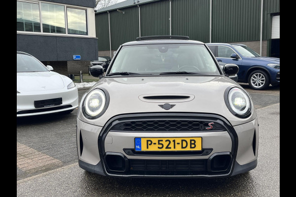 MINI Mini 2.0 Cooper S Yours 178pk Facelift! | Stuur- & stoelverwarming | Camera | Panoramadak | Adaptive Cruise Control | Harman & Kardon | Dealer onderhouden