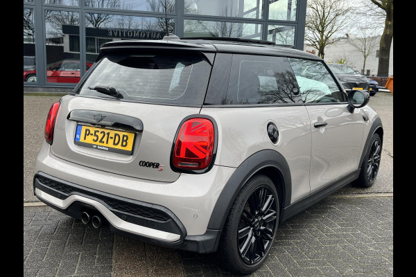 MINI Mini 2.0 Cooper S Yours 178pk Facelift! | Stuur- & stoelverwarming | Camera | Panoramadak | Adaptive Cruise Control | Harman & Kardon | Dealer onderhouden