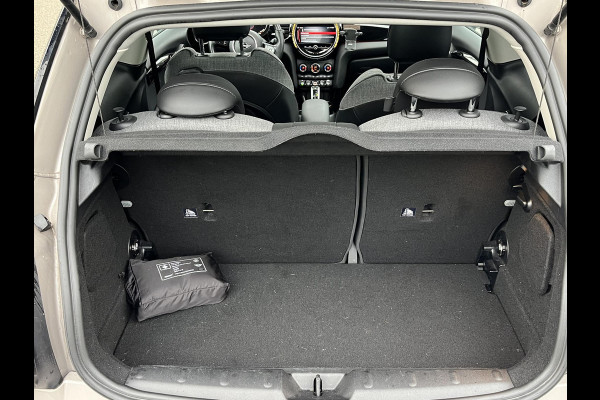 MINI Mini 2.0 Cooper S Yours 178pk Facelift! | Stuur- & stoelverwarming | Camera | Panoramadak | Adaptive Cruise Control | Harman & Kardon | Dealer onderhouden