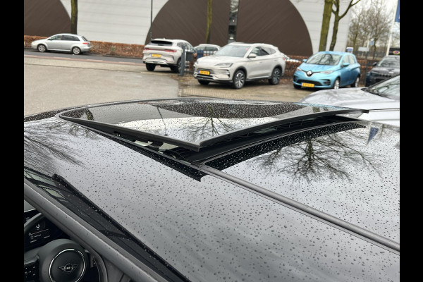 MINI Mini 2.0 Cooper S Yours 178pk Facelift! | Stuur- & stoelverwarming | Camera | Panoramadak | Adaptive Cruise Control | Harman & Kardon | Dealer onderhouden