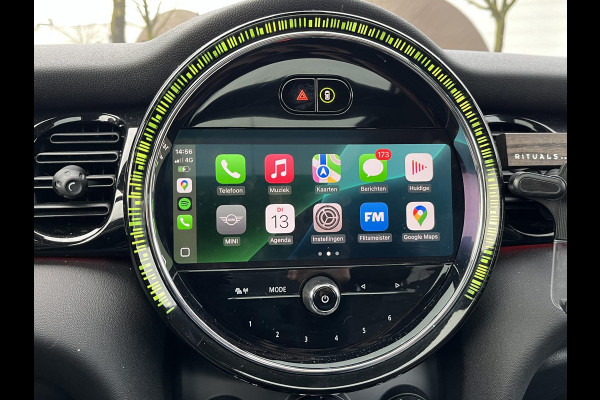 MINI Mini 2.0 Cooper S Yours 178pk Facelift! | Stuur- & stoelverwarming | Camera | Panoramadak | Adaptive Cruise Control | Harman & Kardon | Dealer onderhouden