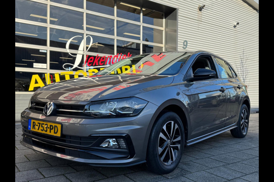 Volkswagen Polo 1.0 MPI R-Line Styling - Apple CarPlay / Navigatie I Airco I PDC I Sport velgen I 87.000 KM Dealer onderhouden