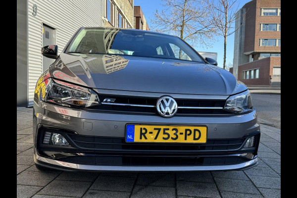 Volkswagen Polo 1.0 MPI R-Line Styling - Apple CarPlay / Navigatie I Airco I PDC I Sport velgen I 87.000 KM Dealer onderhouden