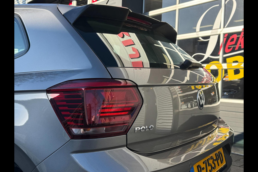 Volkswagen Polo 1.0 MPI R-Line Styling - Apple CarPlay / Navigatie I Airco I PDC I Sport velgen I 87.000 KM Dealer onderhouden