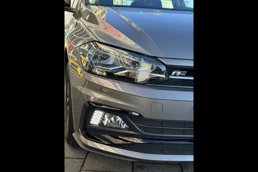 Volkswagen Polo 1.0 MPI R-Line Styling - Apple CarPlay / Navigatie I Airco I PDC I Sport velgen I 87.000 KM Dealer onderhouden