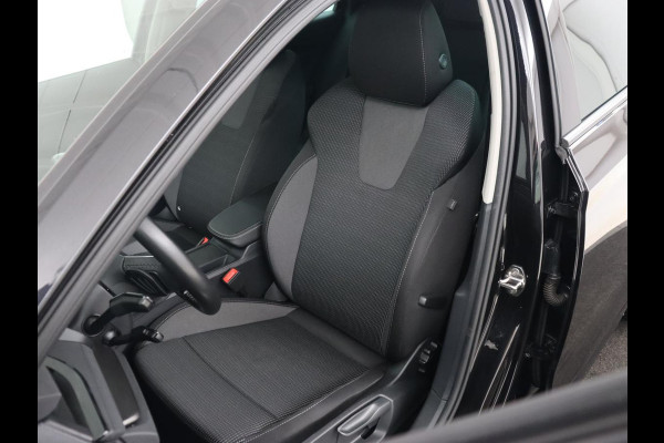 Škoda Octavia 1.4 TSI iV PHEV Business Edition | Stoelverwarming | Adaptive cruise | Carplay | Keyless | Navigatie | Parkeerhulp | Full LED | Digital Cockpit | Climate control | Bluetooth | Plug In