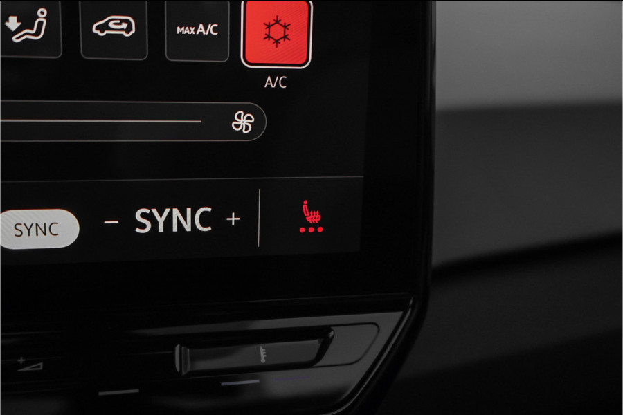 Volkswagen ID.3 First Plus 58 kWh Camera ACC Stuur&Stoelverw 19" 1e Eig BTW