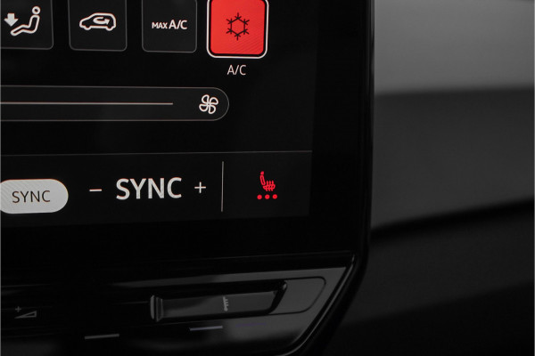 Volkswagen ID.3 First Plus 58 kWh Camera ACC Stuur&Stoelverw 19" 1e Eig BTW