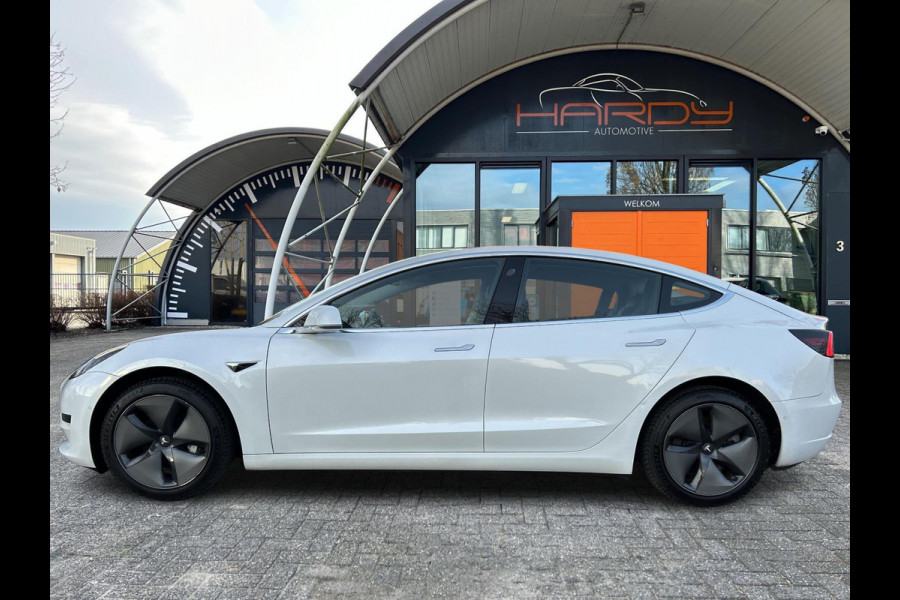 Tesla Model 3 Standard RWD Plus 60 kWh Trekhaak (1.000kg) Rijklaarprijs!