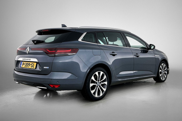 Renault Mégane Estate 1.6 E-Tech Plug-In Hybrid 160 R.S. Line | Perfect onderH | Head up | AchterCam | StoelverW | Parkass | Clima