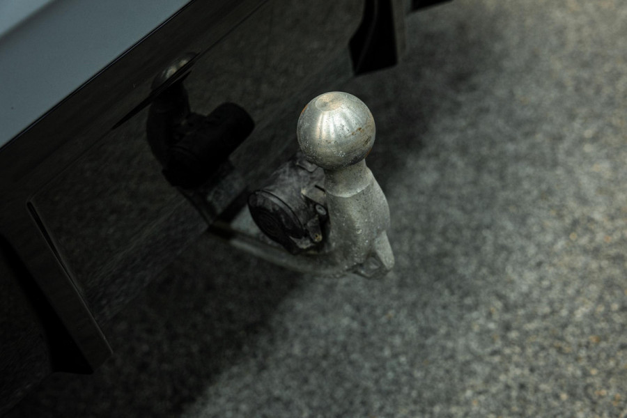 BMW 3-serie M340i xDrive | M-Performance Pack | M-stoelen | Head-Up | Carbon inleg | 20'' velgen | Sportstuur |