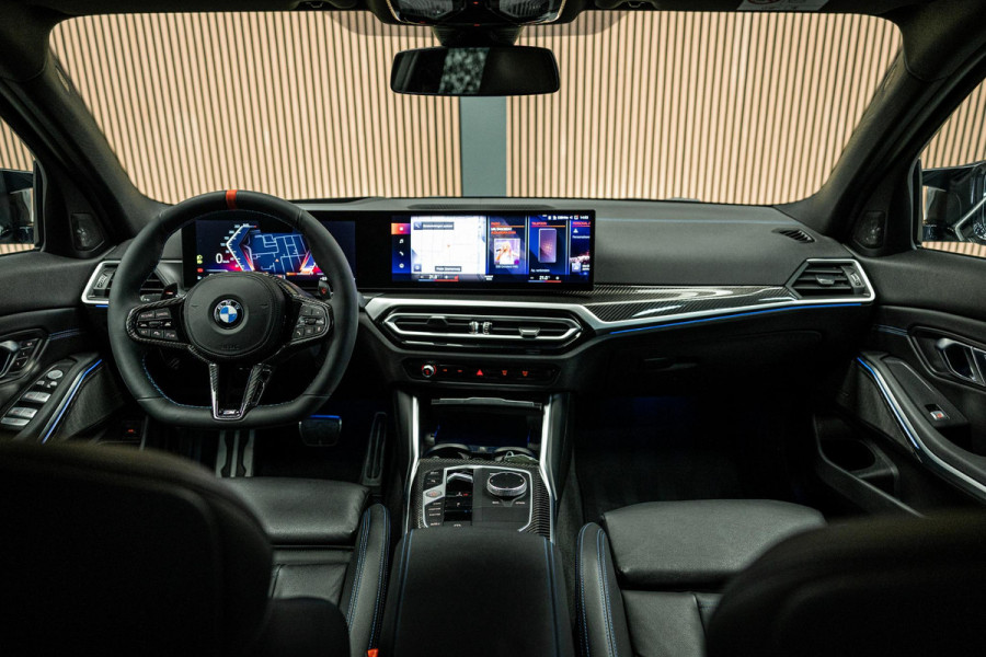 BMW 3-serie M340i xDrive | M-Performance Pack | M-stoelen | Head-Up | Carbon inleg | 20'' velgen | Sportstuur |