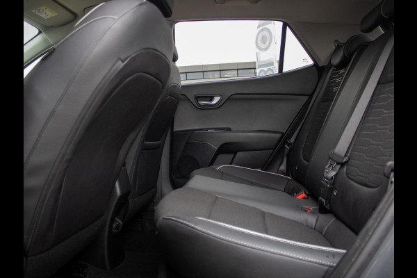 Kia Stonic 1.0 T-GDi MHEV GT-Line | Stoel en stuurverwarming | Navi | PDC |