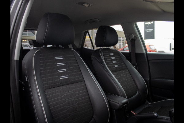 Kia Stonic 1.0 T-GDi MHEV GT-Line | Stoel en stuurverwarming | Navi | PDC |