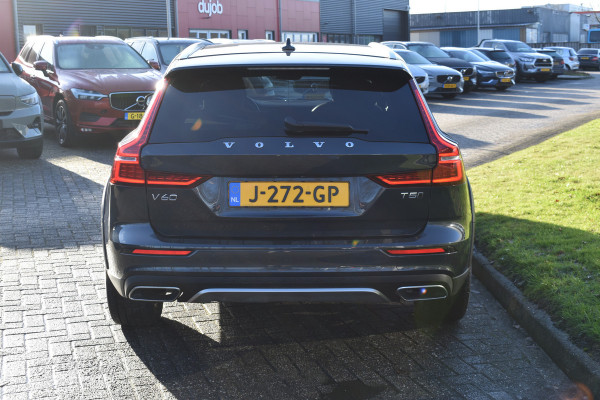 Volvo V60 Cross Country T5 AWD 250PK Automaat Pro | ACC | BLIS | H&K | Leder | Stuurverwarming | Leder |