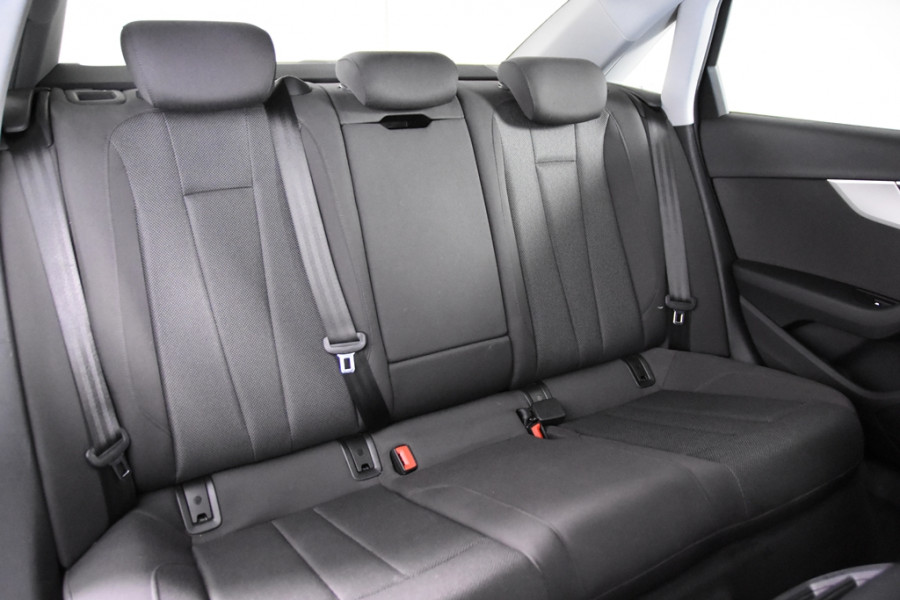 Audi A4 35 TDI Limousine*1ste Eigenaar*Leer*Navigatie*Camera*
