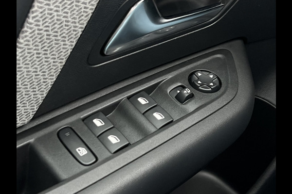 Citroën C4 1.2 Puretech Shine | Pano | Winter Pack | Camera | ACC