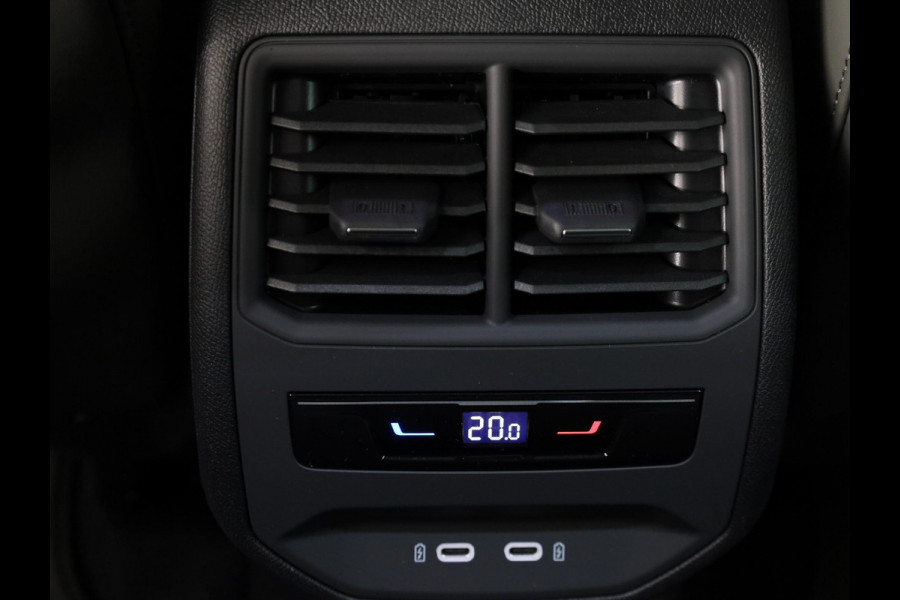 CUPRA Formentor 1.5 TSI e-Hybrid VZ Tribe Edition 272PK | Exclusieve Uitvoering | Panoramadak | Trekhaak | 19 inch | Matrix Koplampen | Matte Lak |