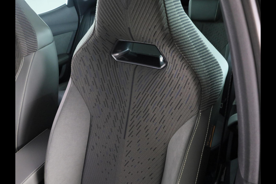 CUPRA Formentor 1.5 TSI e-Hybrid VZ Tribe Edition 272PK | Exclusieve Uitvoering | Panoramadak | Trekhaak | 19 inch | Matrix Koplampen | Matte Lak |