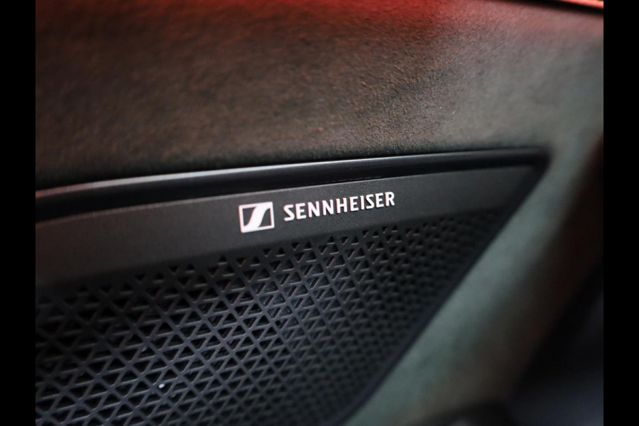 CUPRA Formentor 1.5 TSI e-Hybrid VZ Tribe Edition 272PK | Exclusieve Uitvoering | Panoramadak | Trekhaak | 19 inch | Matrix Koplampen | Matte Lak |