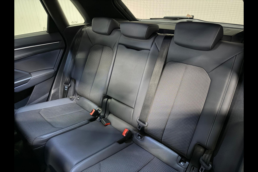 Audi Q3 35 TFSI S edition | NAP | 3x S-LINE | PANO | BLACK OPTIC | CAMERA