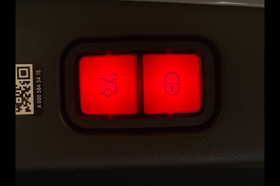 Mercedes-Benz E-Klasse 300 e Sport Edition AMG PANO 313 PK