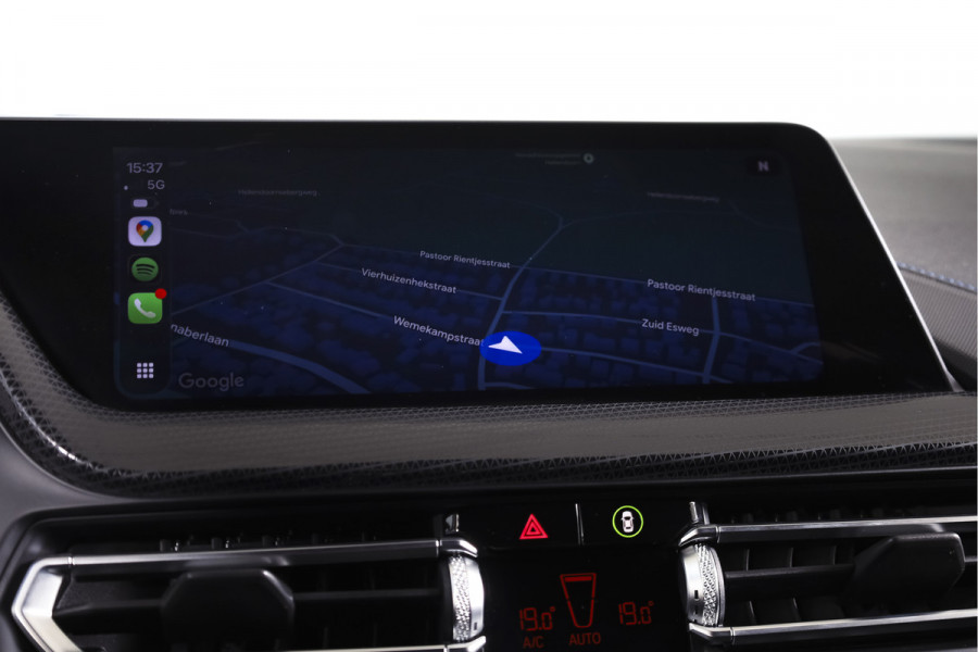 BMW 1-serie 118i 140 PK High Executive M Sport | Dig. Cockpit | Cruise | PDC | ECC | NAV + App. Connect | ECC | DAB | LM 18" |