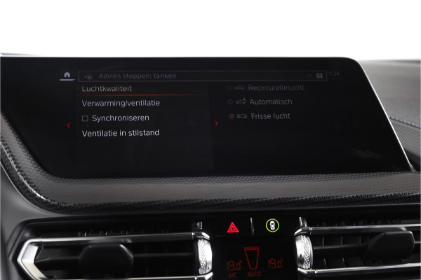 BMW 1-serie 118i 140 PK High Executive M Sport | Dig. Cockpit | Cruise | PDC | ECC | NAV + App. Connect | ECC | DAB | LM 18" |