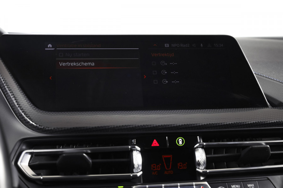 BMW 1-serie 118i 140 PK High Executive M Sport | Dig. Cockpit | Cruise | PDC | ECC | NAV + App. Connect | ECC | DAB | LM 18" |