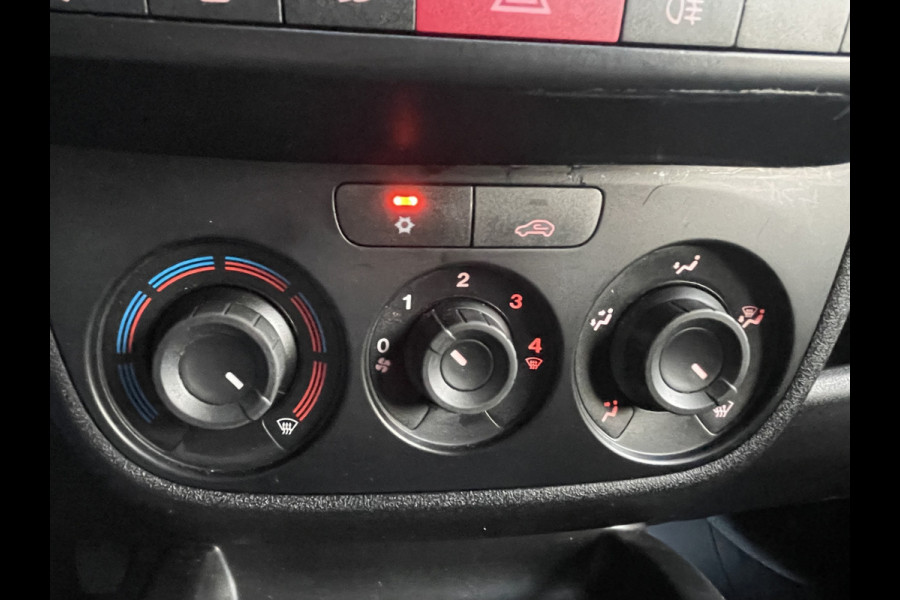 Opel Combo 1.3 CDTi L1H1 Edition Airco - Radio/ Cd speler - Elektrische ramen voor - Start/stop systeem - Tussenschot volledig - Zijschuifdeur rechts