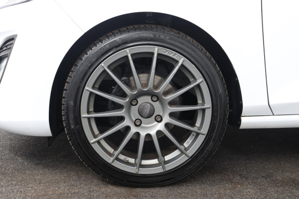 Ford Fiesta 1.0 EcoBoost Titanium|Cruise|Carplay|Parkeersensoren|17"