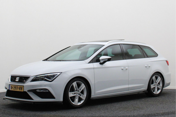 Seat Leon ST 1.5 TSI FR Ultimate Edition Panoramadak, Virtual Cockpit, Trekhaak, Keyless, Beats Audio, Camera, 18"
