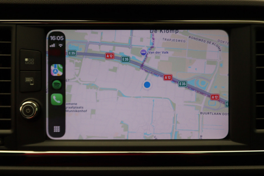 Seat Leon ST 1.5 TSI FR Ultimate Edition Panoramadak, Virtual Cockpit, Trekhaak, Keyless, Beats Audio, Camera, 18"