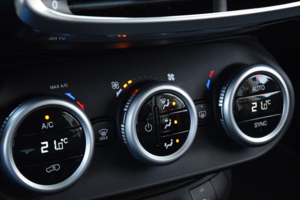 Fiat 500X 1.5 Hybrid|Cam.|Carplay|17"|Clima|13.000km!