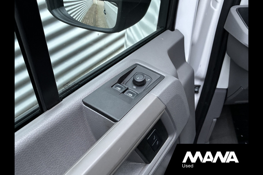 Volkswagen Crafter 35 2.0 140PK TDI L4H3 EURO VI Automaat Carplay Sensoren Airco