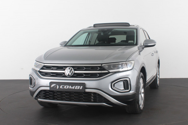 Volkswagen T-Roc 1.0 TSI Style > 116pk/Pano.schuifdak/Camera/Stoelverwarming/IQ.Led/Pyrite Silver