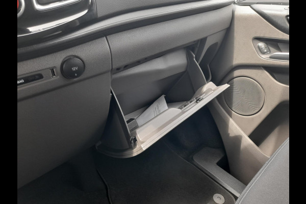 Ford Transit Custom 300 2.0 TDCI L2H1 Trend Dubbele Cabine Automaat 5p | Airco | Navigatie | Bluetooth | Trekhaak