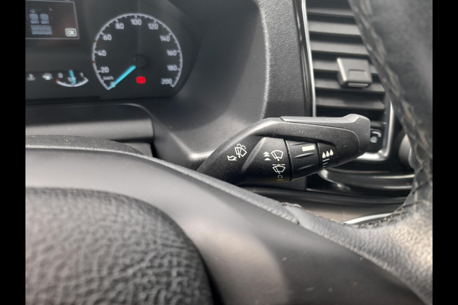 Ford Transit Custom 300 2.0 TDCI L2H1 Trend Dubbele Cabine Automaat 5p | Airco | Navigatie | Bluetooth | Trekhaak