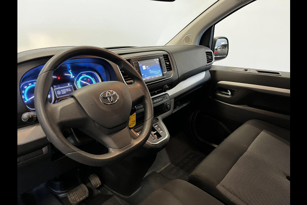 Toyota PROACE Electric Shuttle Long Extra Range Cool 75 kWh 9PERSOONS Personenbus | Navigatie | Apple Carplay/Android Auto | Parkeersensoren | Cruise Control | Lichtmetalen velgen | Getinte ramen | Airco