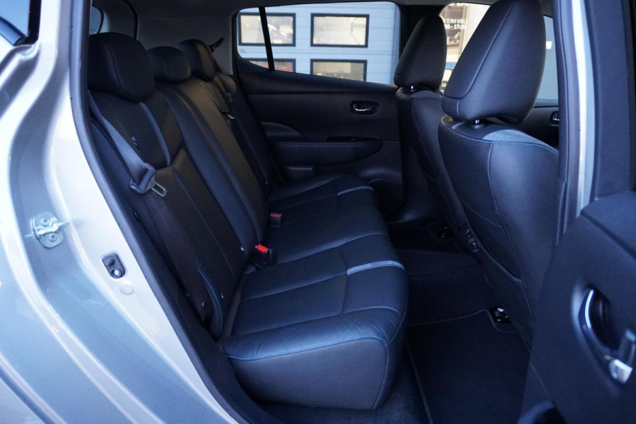 Nissan Leaf Tekna 39 kWh + PRO PILOT / BOSE AUDIO / 360 CAMERA