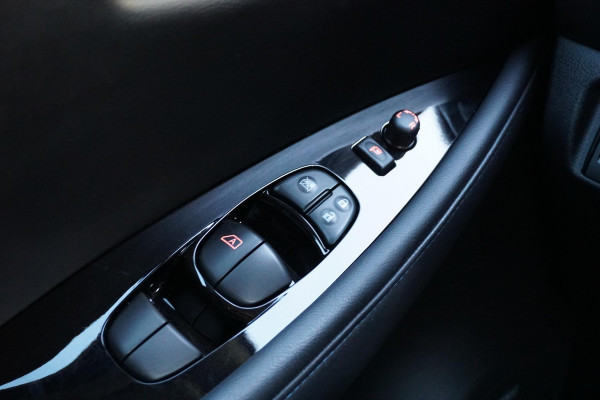 Nissan Leaf Tekna 39 kWh + PRO PILOT / BOSE AUDIO / 360 CAMERA