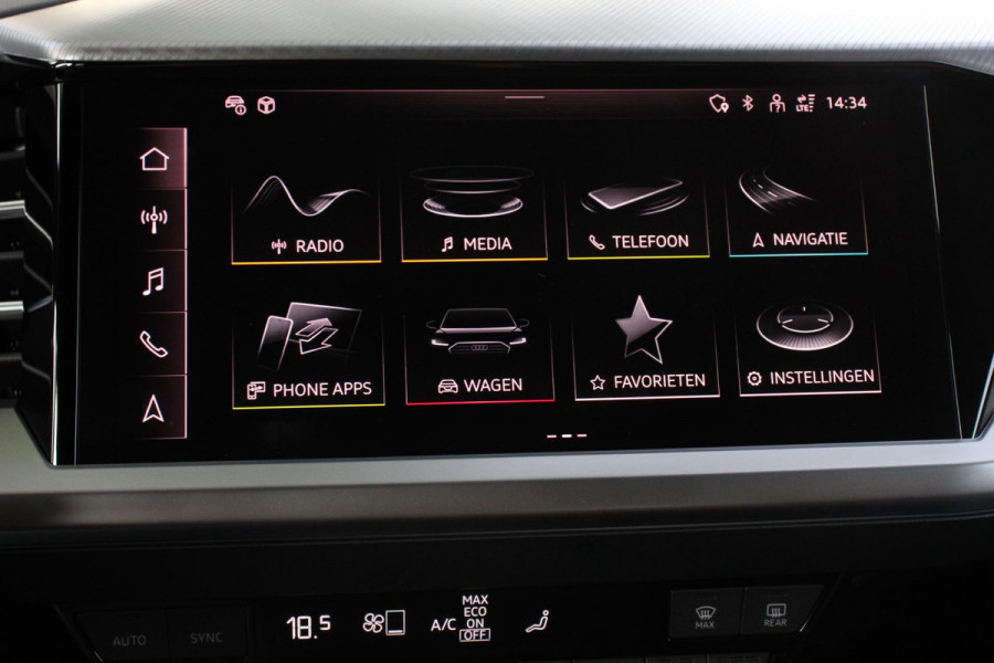 Audi Q4 e-tron 40 Advanced Edition Navigatie Climate Control DAB Led Electrisch bedienbare achterklep 19" Lichtmetalen velgen