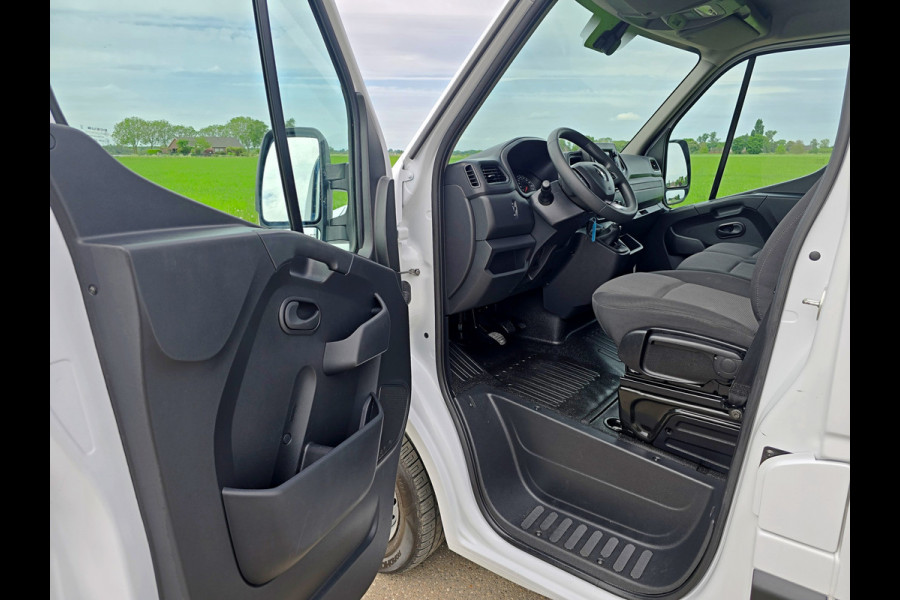 Renault Master T33 2.3 dCi 135 L2 H2 - 135 Pk - Euro 6 - Airco - Cruise Control