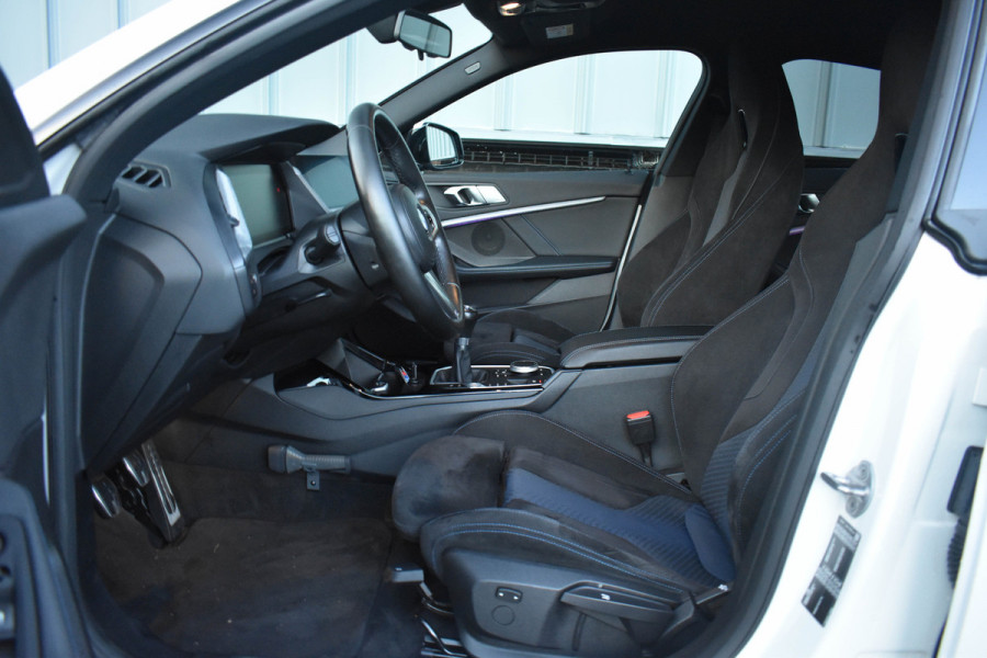 BMW 2 Serie Gran Coupé 218i M-Sport | Schaalstoel | Carplay | Virtual | NL Auto | Stoelverwarming
