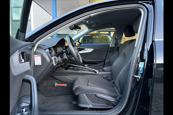 Audi A4 Avant 35 TFSI Advanced Edition | Wegklapbare Trekhaak | Elek. Kofferklep | Parkeersensoren | DAB |