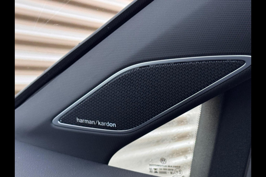 Volkswagen Golf 2.0 TSI GTI Clubsport 45 Editie Akra/Pano/H&K/Matrix